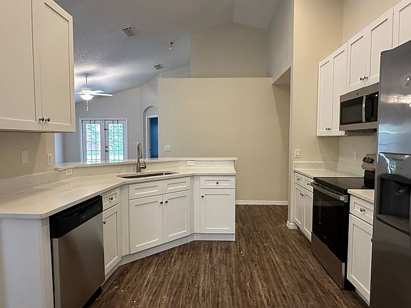 5th image of 2576 Brookstone Dr