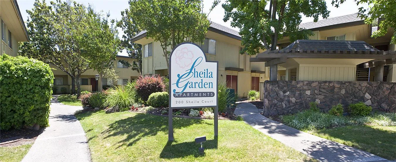 Sheila Garden — Photo 1