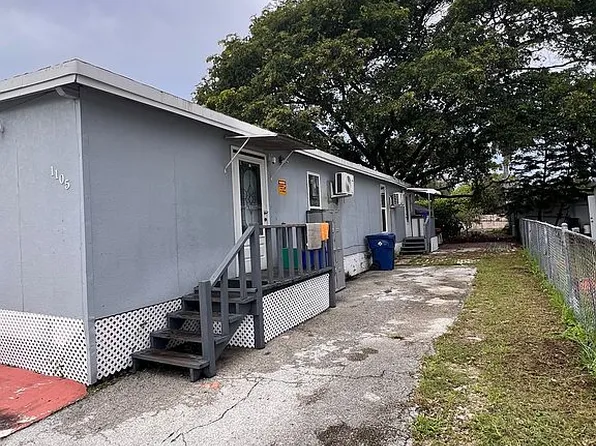 1105 SW 127th Ct #1, Miami, FL 33184