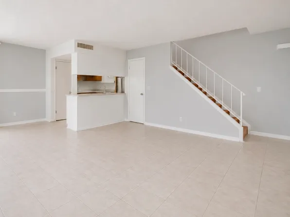 1386 Lorilyn Ave Unit 2, Las Vegas, NV 89119
