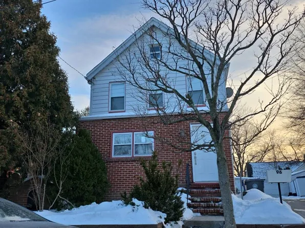96 Slocum Ave, Englewood, NJ 07631