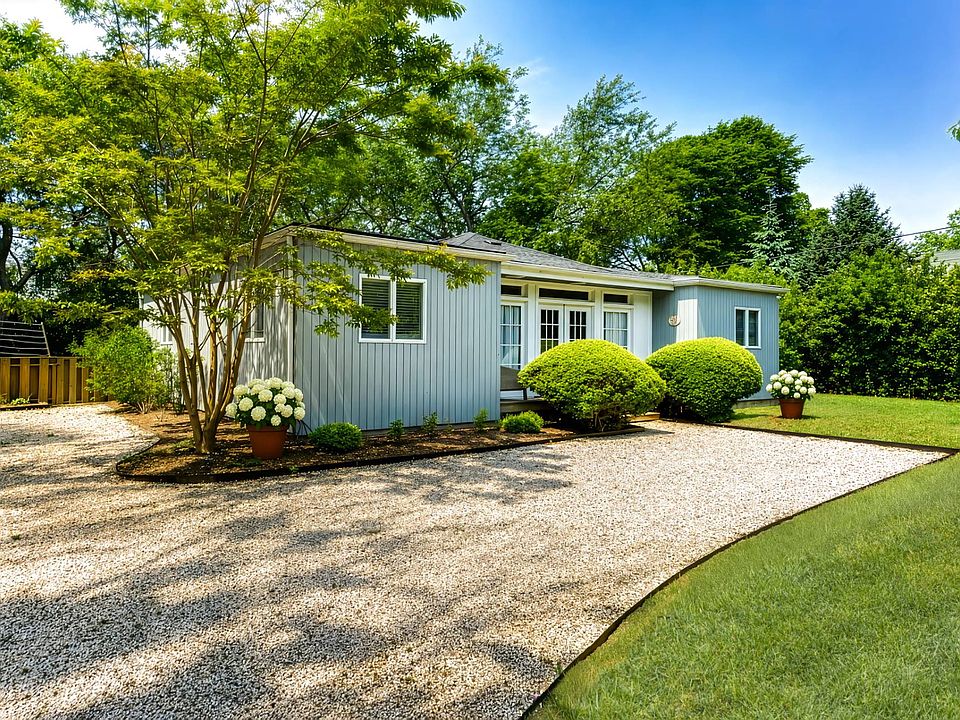 1st image of 229 W Lake Dr