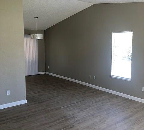 4th image of 5837 Bamford Dr