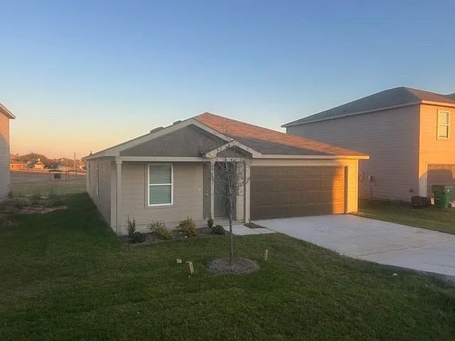 4 bed, 1530 sqft, $1,889 — Photo 1