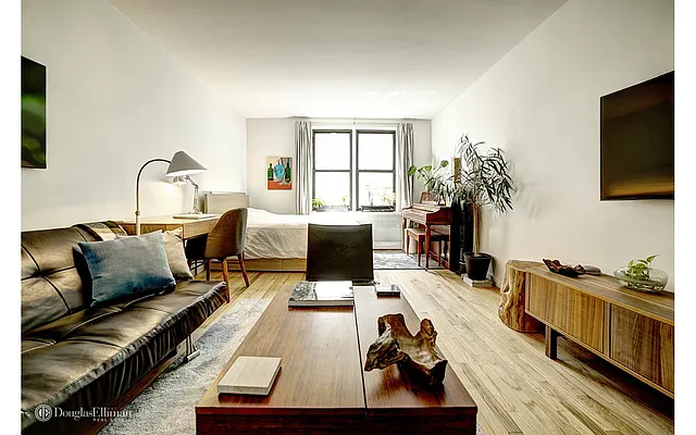 Sold by Douglas Elliman | media 4