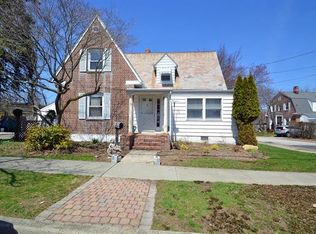 80 Meadowbrook Rd, Fairfield, CT 06824