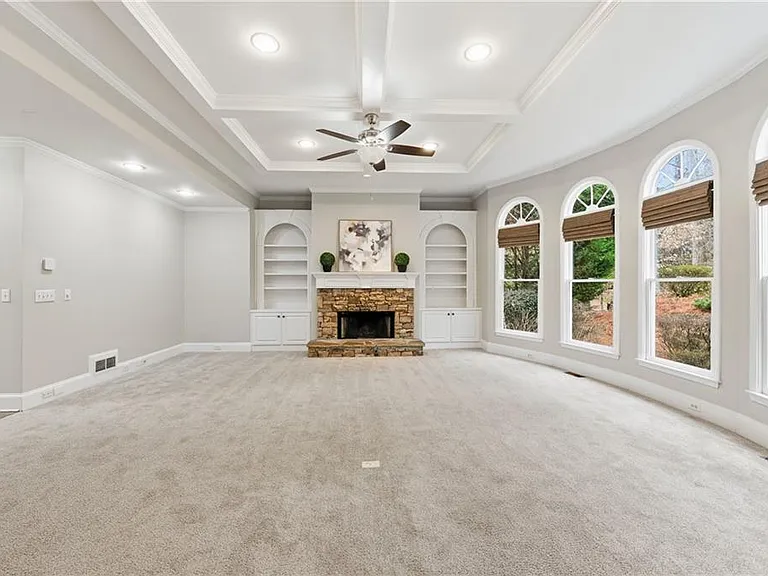 2570 Wood Creek Ct — Photo 16