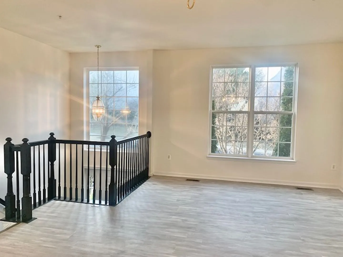 Fantastic 4 BR 3.5 BA home — Photo 4