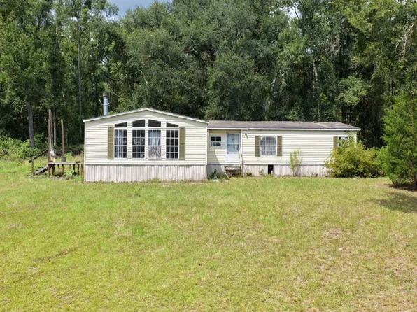 399 NE Ford Dr, Madison, FL 32340