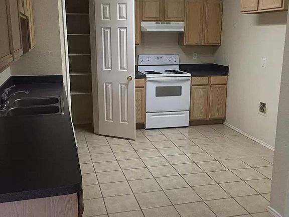5th image of 4743 Sausalito Dr