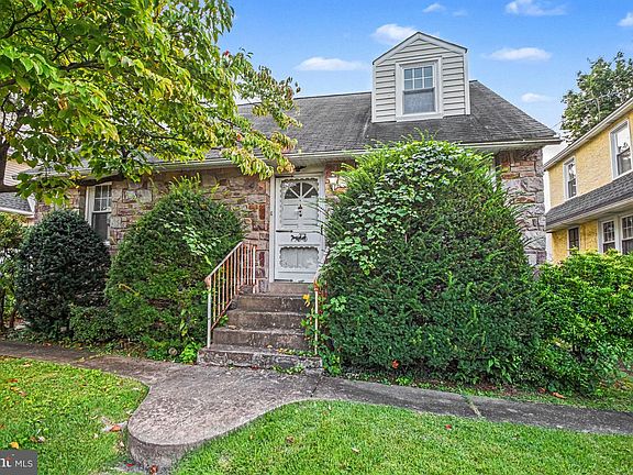 2nd image of 308 Runnymede Ave