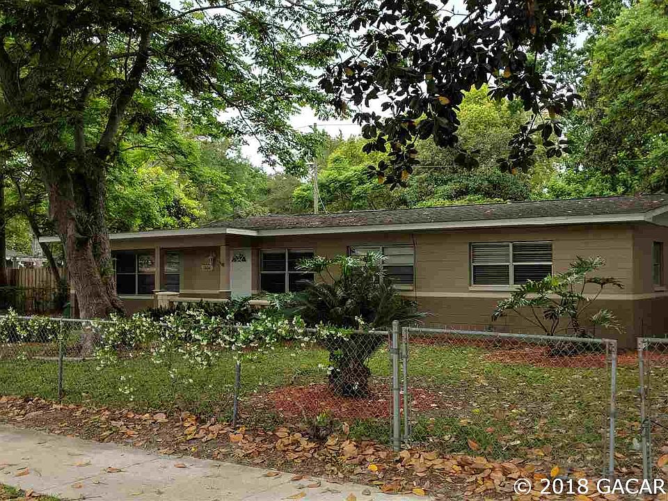 1st image of 1404 NE 19th Pl