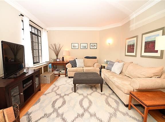 4th image of 20 N Broadway APT H338
