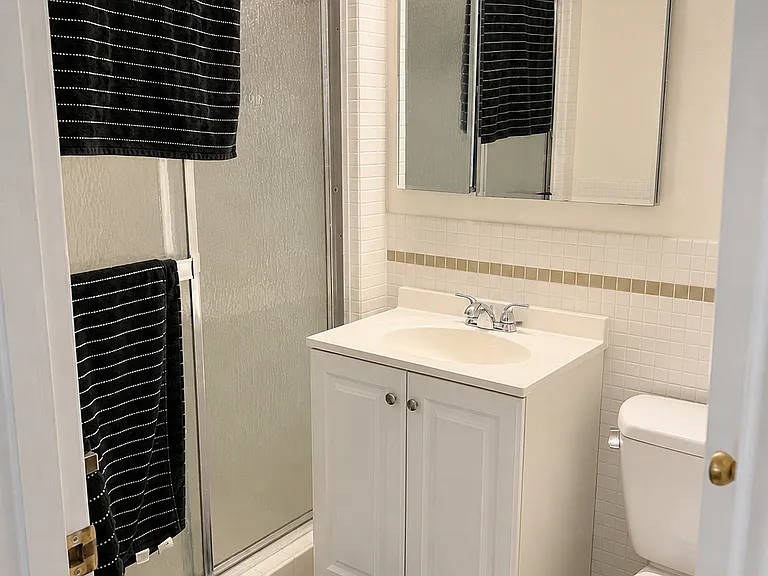 1819 Beacon St #5 — Photo 12