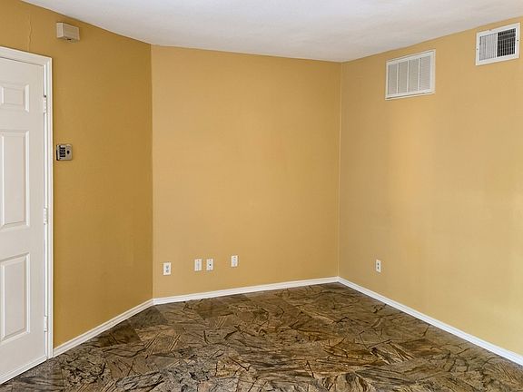 4th image of 9829 Walnut St APT O207