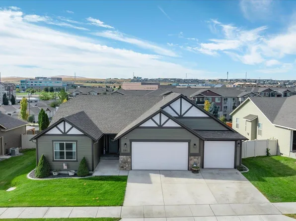 5301 W 32nd Ave, Kennewick, WA 99338