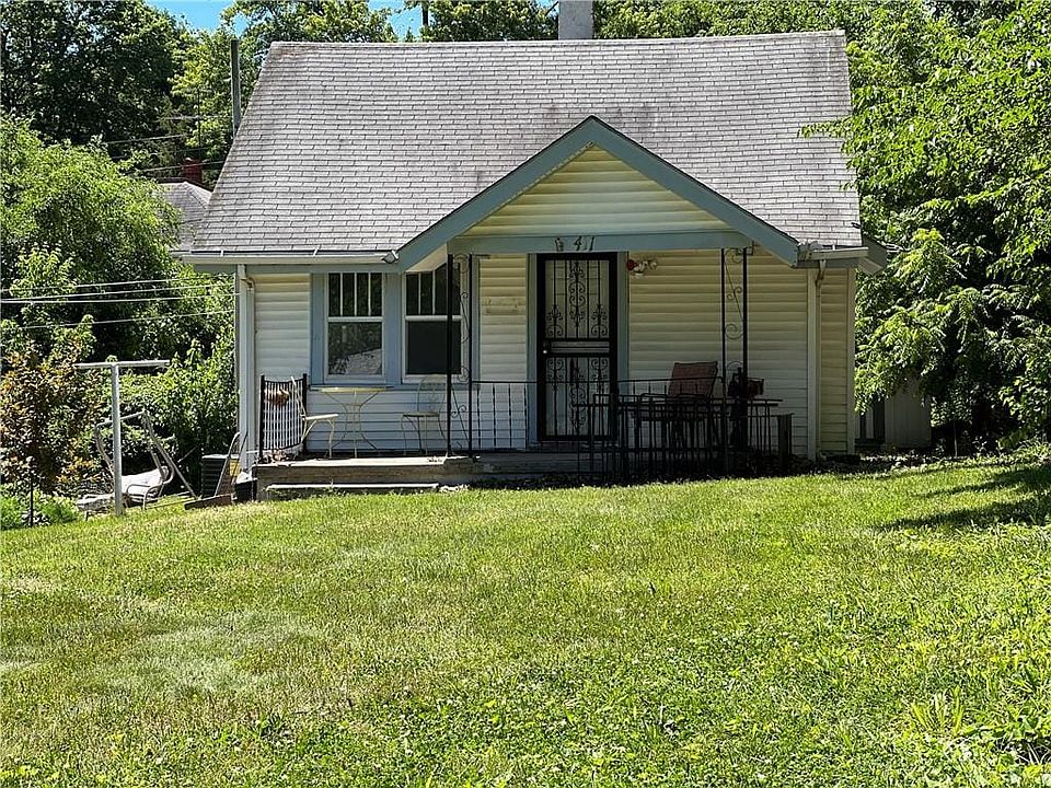 1st image of 41 E Hereford Ave