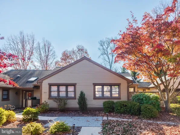 646 Heatherton Ln, West Chester, PA 19380