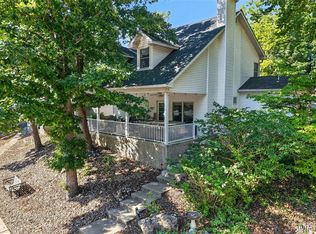 133 Wye Dr, Lake Ozark, MO 65049