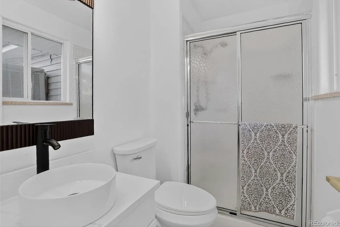 5 bed, 2770 sqft, $3,600 — Photo 1