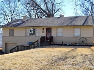 3619 NE 48th St, Kansas City, MO 64119