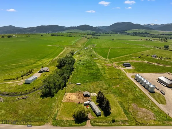 11261 Law Rd, Bozeman, MT 59718