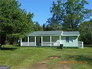 1st image of 32 Pine Dr