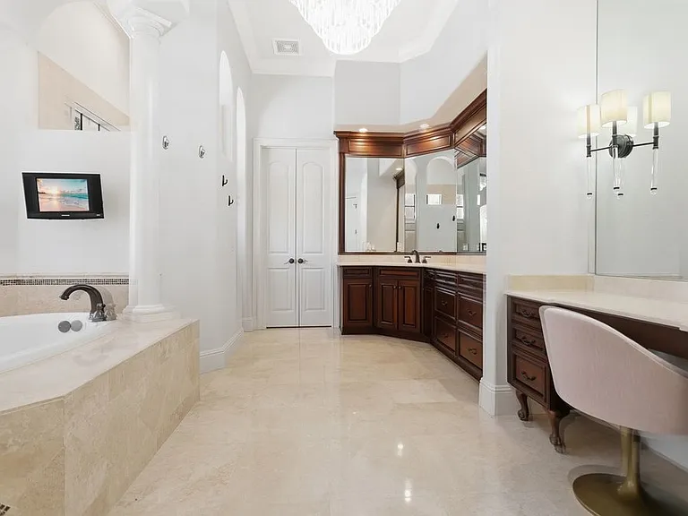 11051 Coniston Way — Photo 20