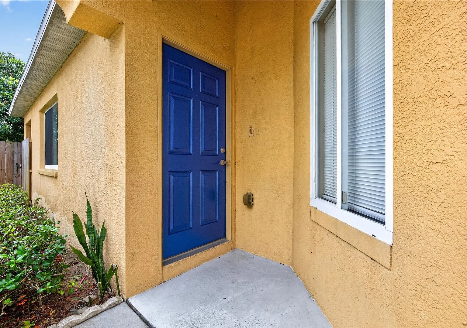 Updated 3 Bedroom Home with 2-Car Garage + Fully Fenced Yard — Photo 3
