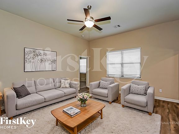 5th image of 7500 Pleasant Oaks Dr