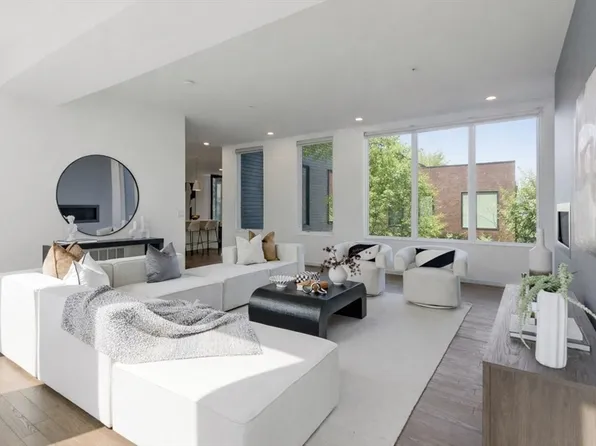 14 I St Unit 7, South Boston, MA 02127