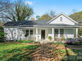 353 Kelly St, Statesville, NC 28677