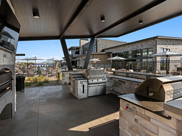 Northwest Crossing Apartment Homes — Photo 40