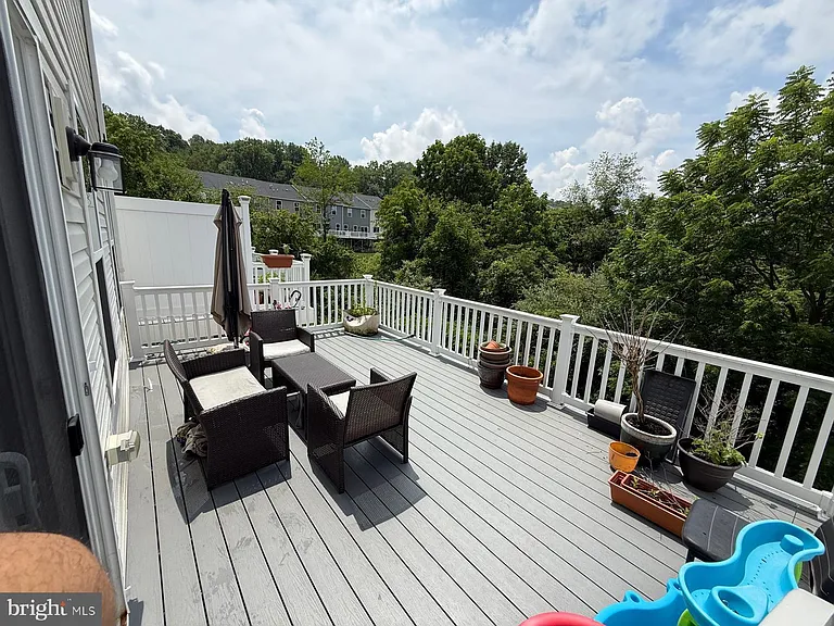 256 Chase Dr — Photo 25