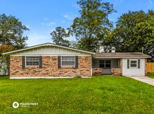 517 Sigsbee Rd, Orange Park, FL 32073