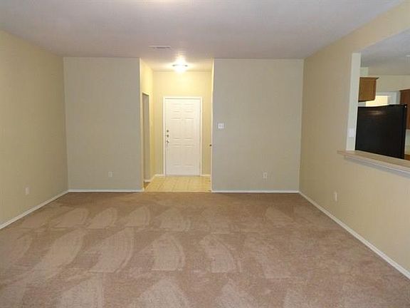 2nd image of 1018 Crooked Creek Court
