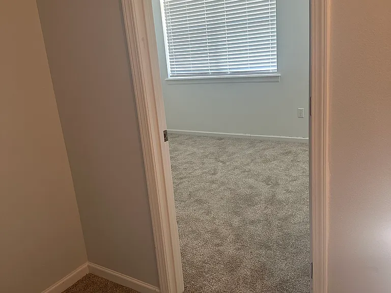 2 Green Meadow Ln #C — Photo 9
