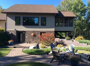2703 Woodland Hills Dr SE, Bemidji, MN 56601