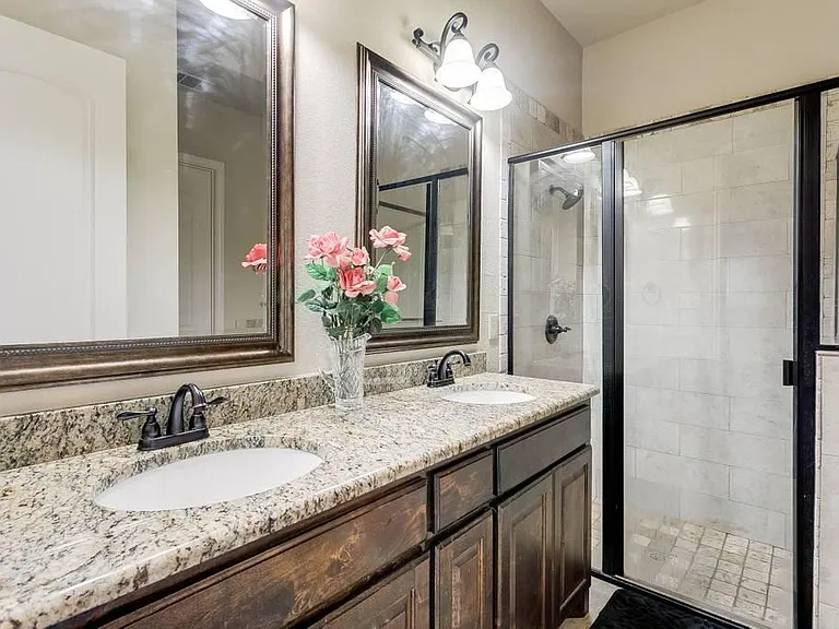 4119 Napoli Way — Photo 7