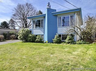 15 NE 196th Ave, Portland, OR 97230