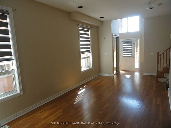 5th image of 922 Ledbury Cres