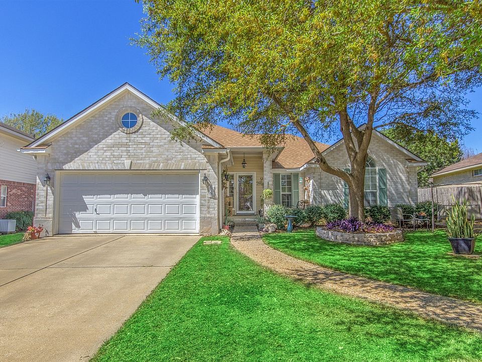 1st image of 1007 Woodview Dr