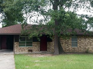 112 Peggy Ln, Willis, TX 77378