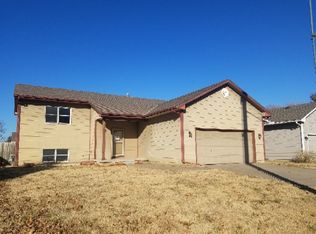 620 W 5th St, Valley Center, KS 67147