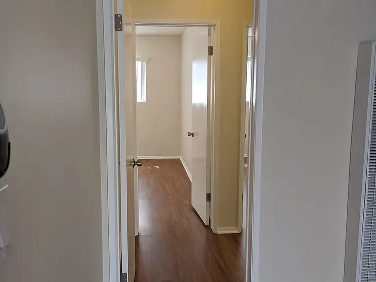 12541 Pacific Ave — Photo 7
