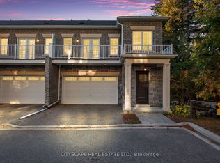 74 Old Bloomington Rd, Aurora, ON L4G0M2