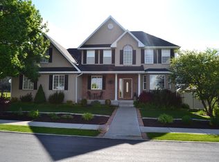 808 S Stone Creek, River Heights, UT 84321