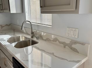 33091 Santa Rosa Dr, Lake Elsinore, CA 92530