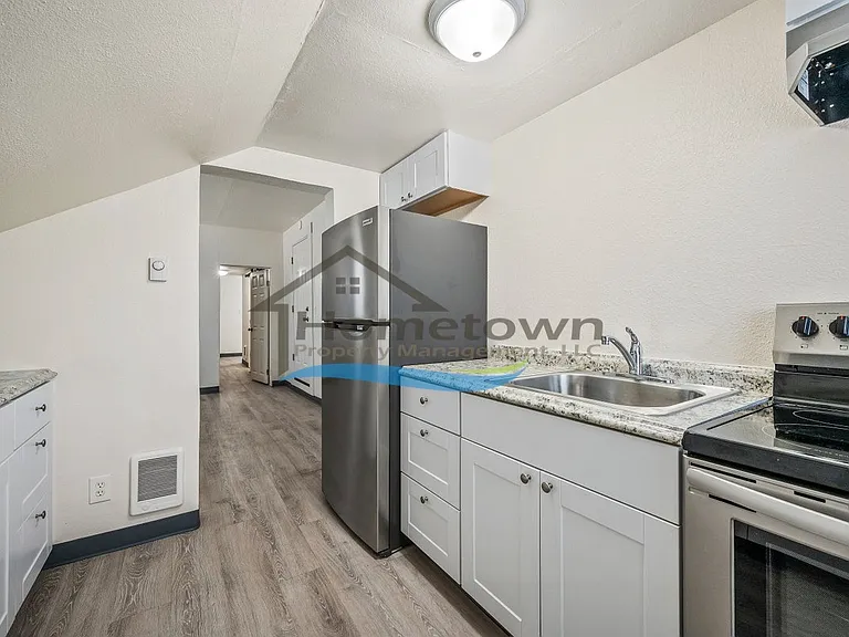 403 E Wallace Ave #3 — Photo 8