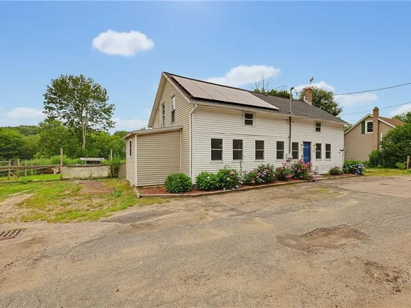 12 Mill Rd, Richmond, RI 02832